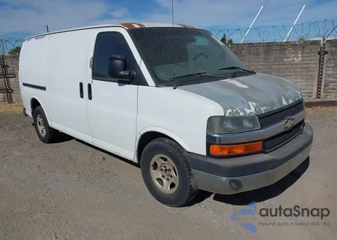 2005 Chevrolet Express z USA, uszkodzony, nr VIN 1GCFG15X951192053